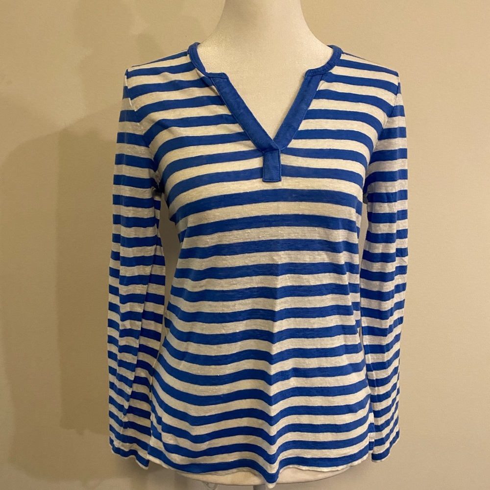 Tommy Bahama Blue and White Striped Long Sleeve Linen jersey Top size Medium
